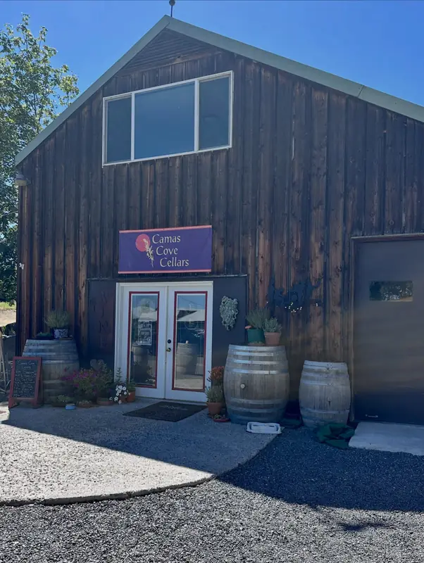 The tasting room building